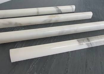 Wałek ozdobny ścienny dekoracyjny Bianco Calacatta marmurowy