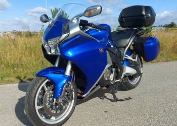 Honda VFR1200F 2012 manual lift kufry