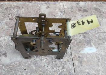 M138 Mechanizm starego zegara ściennego GB Becker P42 niekompletny M138 Mechanizm starego zegara ściennego GB Becker P42 niekompletny