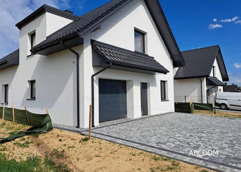 Urocze miejsce,dom wolnostojący 5 pokoi,garaż.