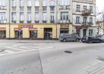 2 pokoje, parter, centrum Brzezin + parking