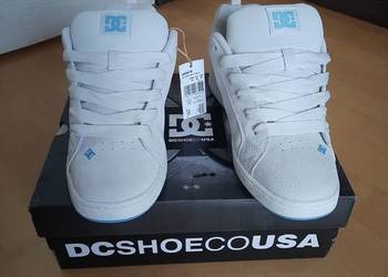 Buty DC Shoes Court Graffik SD 300678 r. 42 27cm Off Wht/Blu(101) Skate
