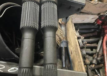 Case , Stayer , new holland zwolnica tylna