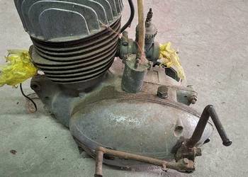 Sprzedam silniki widoczne na zdjęciach