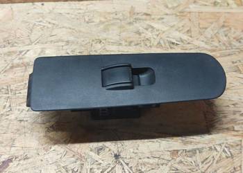 Panel Przełącznik Szyby Prawy Przód Mitsubishi Colt VI CZ3 Lift MR587944