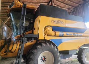 New Holland csx7070