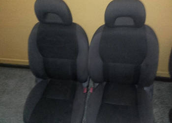 siedzenia przód toyota rav 4 5d