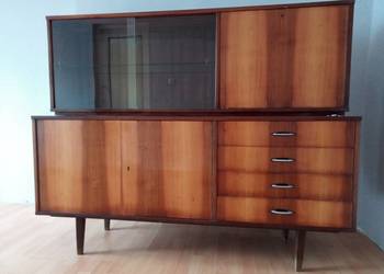 Kredens z lat 1970