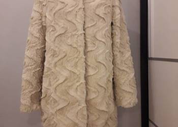 Lekkie sztuczne futerko Vero Moda rozm.M