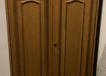 Komoda dębowa na obuwie.