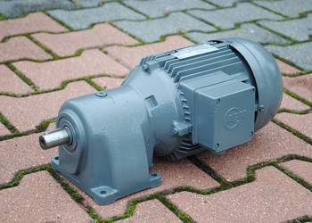 Motoreduktor 1.1kw. 224obr./min.. Firmy ABM