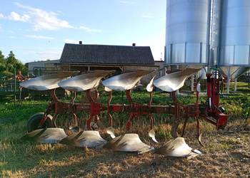 Pług  4-skibowy kongskilde variant obrotowy sprowadzony kompletny