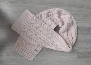 Ciepły szalik Michael Kors, pudrowy róż