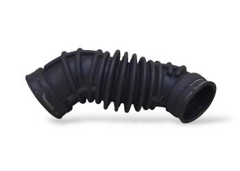 PRZEWÓD POWIETRZA TURBINY- PRZEPŁYWOMIERZA AUDI A4 B7 2.0 TFSI 8E0133356D