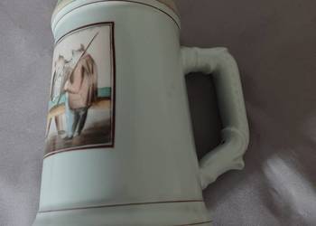 Stary, porcelanow. kufel niem. z 19 wieku z ciekawymi grafikami.Sygnowany.