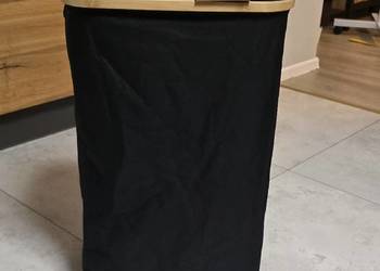 Songmics Czarny kosz na pranie z pokrywą 90 l