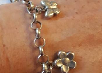 bransoletka z zawieszkami