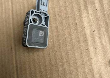 Czujnik uderzeniowy przód Opel insignia 13502340TB