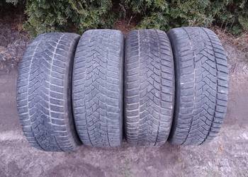 Opony zimowe Dunlop 205/55 R16 – komplet 4 szt.