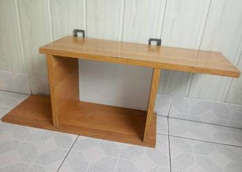 Jasna półka wisząca