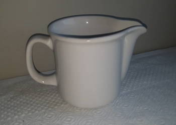 mlecznik biała porcelana