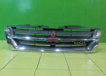 MITSUBISHI PAJERO III 3.5 D 00r 5D atrapa grill MR387981
