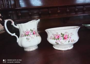 Mlecznik i cukiernica..Lavender Rose, Royal Albert, England