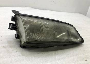 LAMPA PRAWY PRZÓD OPEL VECTRA B
