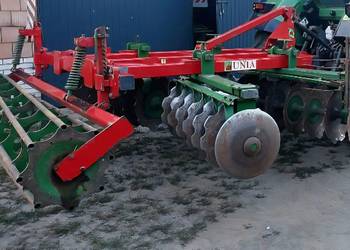 Brona talerzowa Talerzówka Unia Cut z wałem