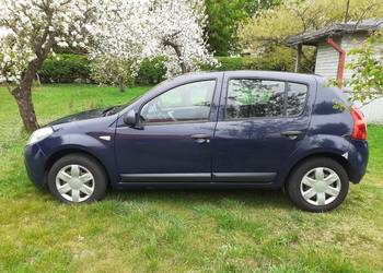 Dacia Sandero w super stanie.
