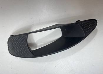 ZAŚLEPKA RAMKA HALOGENU LEWA COROLLA E12 01-06 5212802030