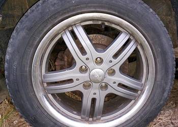 Alu Felgi 17'' z oponami 235/55/17 od Hondy CRV II 2005-2006r.