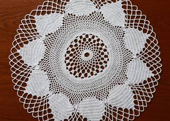 Serwetka szydełkowa 43cm (S131) Serwetka szydełkowa 43cm (S131)