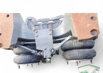 OSŁONY MIESZKOWE ACV0062430 ZAWIESZENIA PRZEDNIEJ OSI Valtra N174