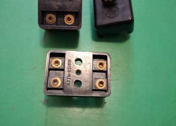 Puszka bezpiecznikow bakelit mz es trophy Simson avo ?