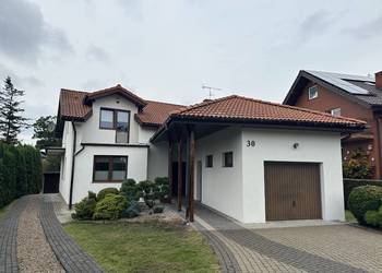 Dom piętrowy super lokalizacja -Zduńska Wola