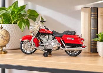 model motocykla Harley-Davidson FLHR Road Kingw skali 1:18