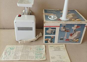 Polska elektryczna maszynka do mielenia mięsa Predom Zelmer typ 186 z 1992r