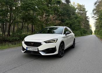 Cupra Leon sportstourer plug-in 245hp