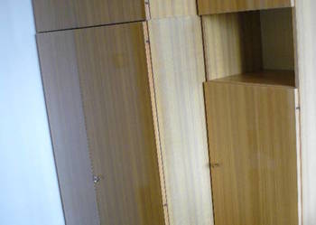 Regal/szafka z szufladami i polkami  100 zl