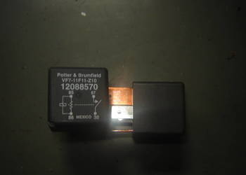 Sintra 97r 2.2 TD przekaźnik VF711F11Z10 12088570