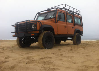 1985 Land Rover Defender 110 County Station Wagon 4x4