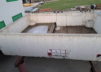 Sprzedam fundament, zbiornik