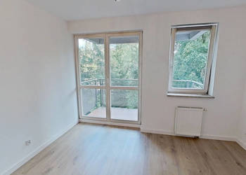 Sprzedam dwupokojowe mieszkanie (balkon, piwnica) os. Dywizjonu 303, 19C K…
