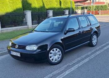 Volkswagen Golf 4 1,6 benzyna  wersja Pacific,climatronic, elektr.szyby,szy