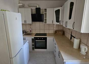 Bezpośrednio - Grochów 52 m² - 2 pokoje z oddzielną kuchnią