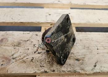 Sworzeń zwrotnicy dolny Valtra N111, N121, N141