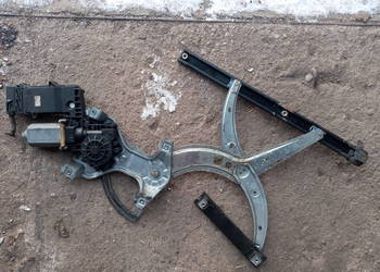 Podnośnik Elektryczny Prawy Passat B4