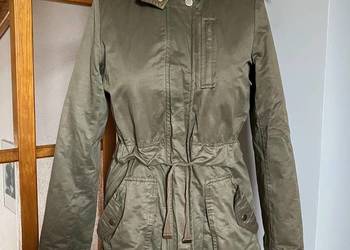 Kurtka damska parka Reserved kaptur kożuszek futerko khaki