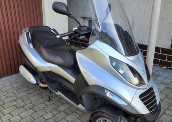 Piaggio MP3 250